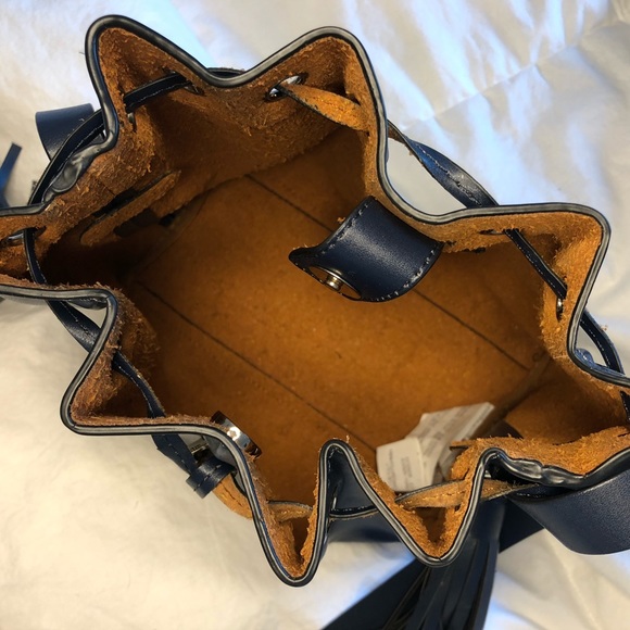 Zara navy bucket bag - Picture 6 of 6